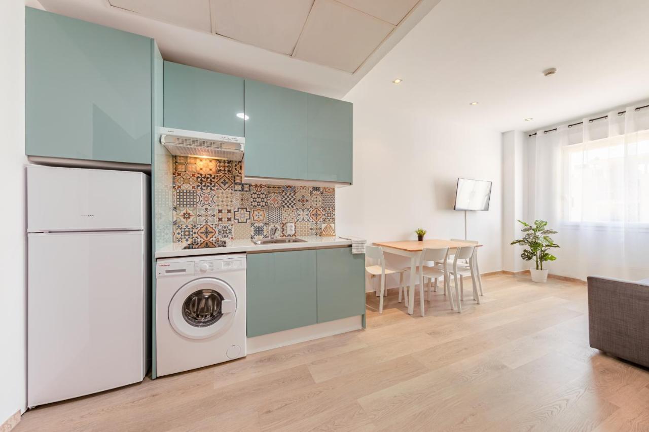 Apartment With Free Parking And Pool Bormujos Esterno foto