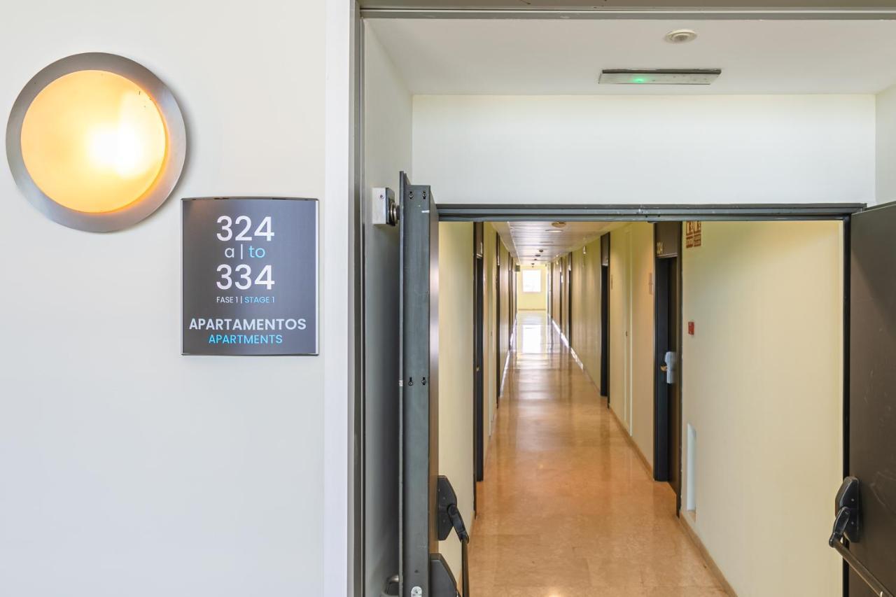 Apartment With Free Parking And Pool Bormujos Esterno foto