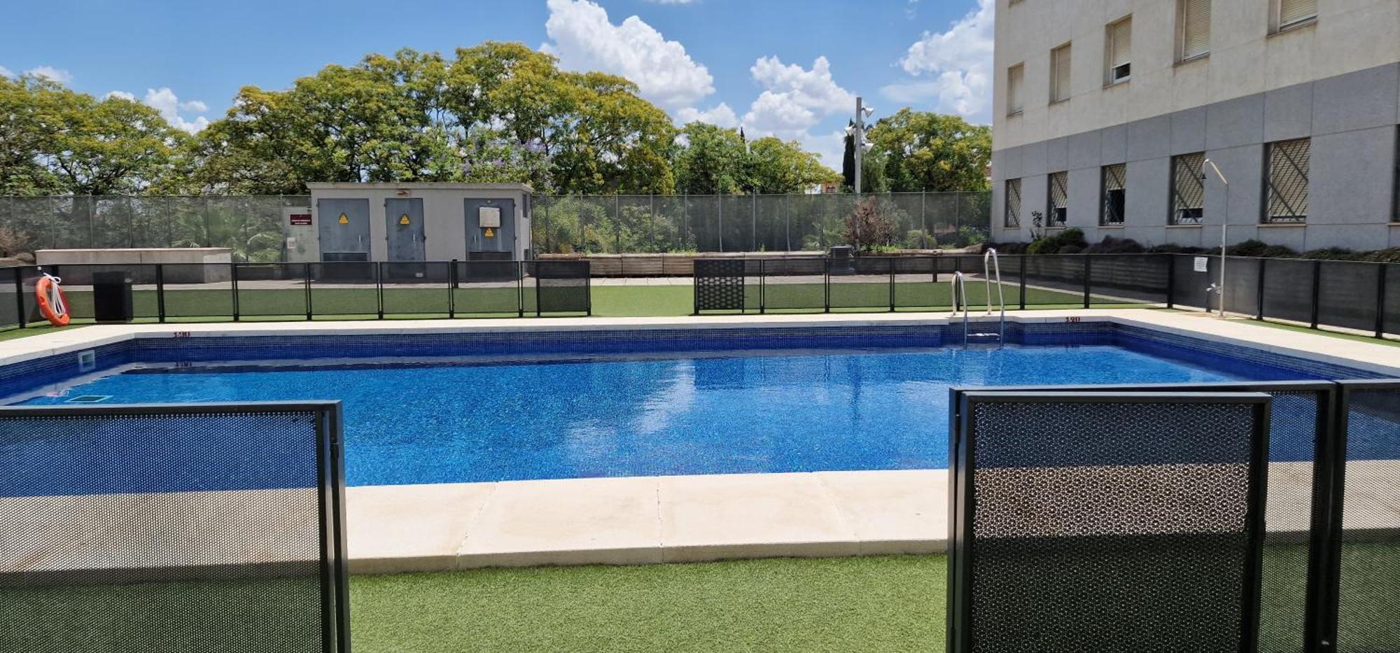 Apartment With Free Parking And Pool Bormujos Esterno foto